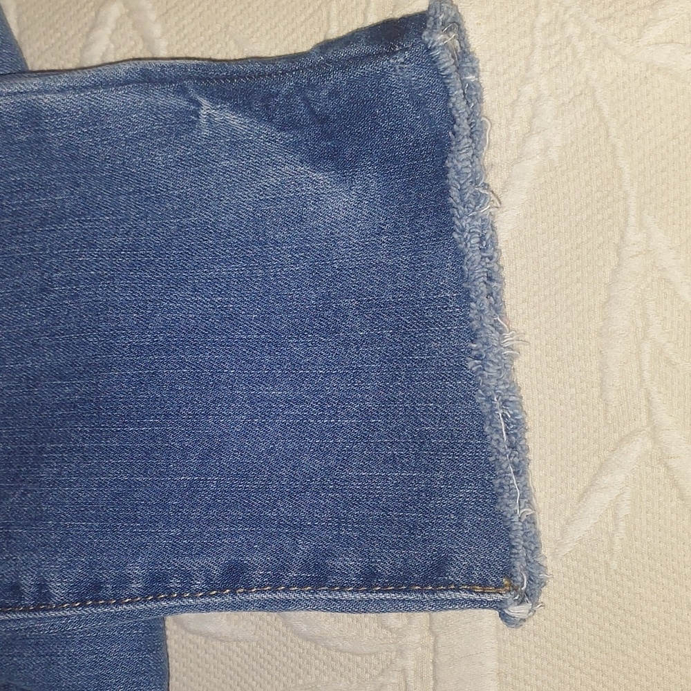 Versona Jeans - Picture 10 of 10